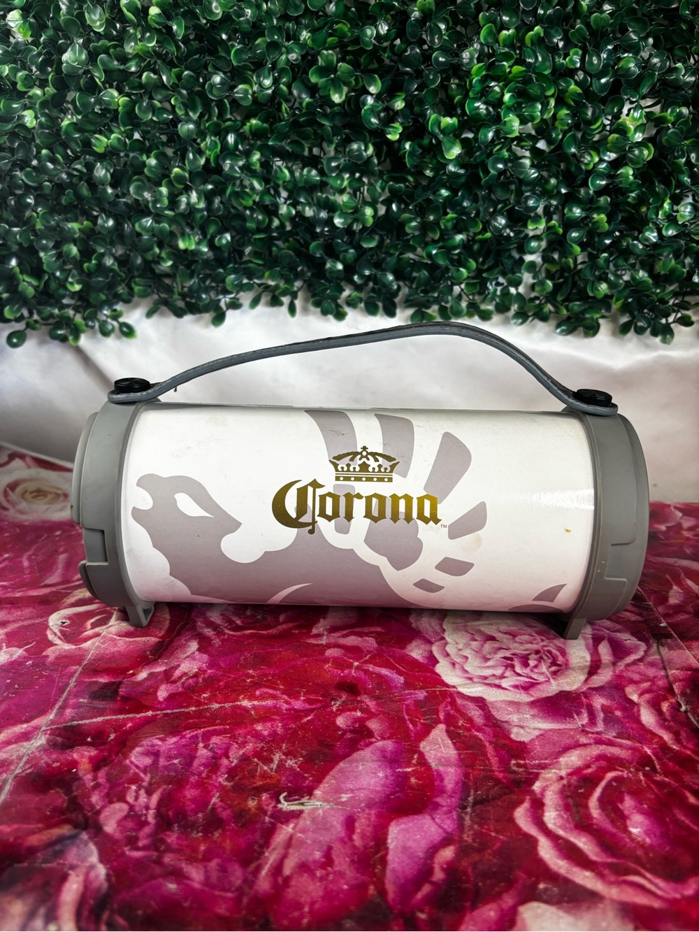 Corona speaker
